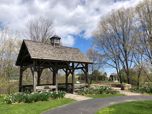 Jenquine Pavilion & Overlook Garden